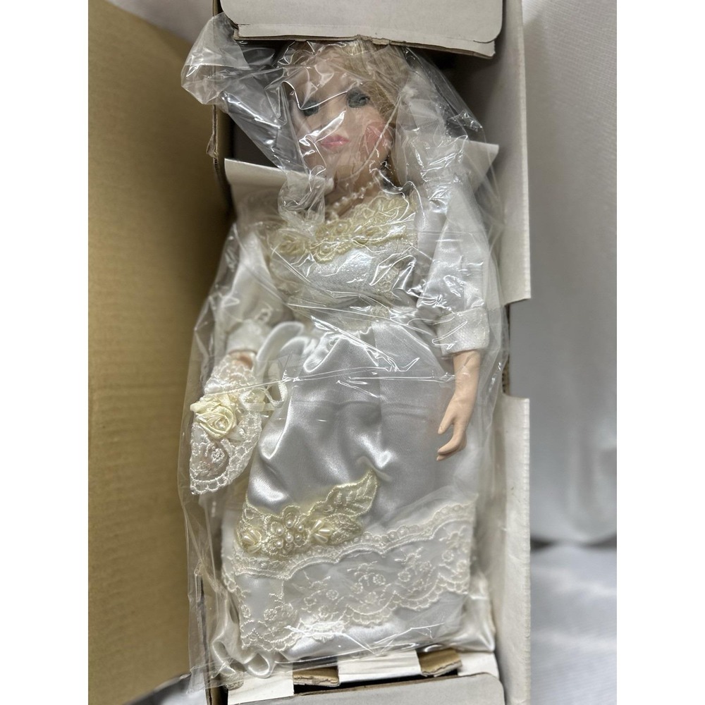 Vintage Porcelain Wedding Doll (Catherine) Blonde Hair With Green Eyes